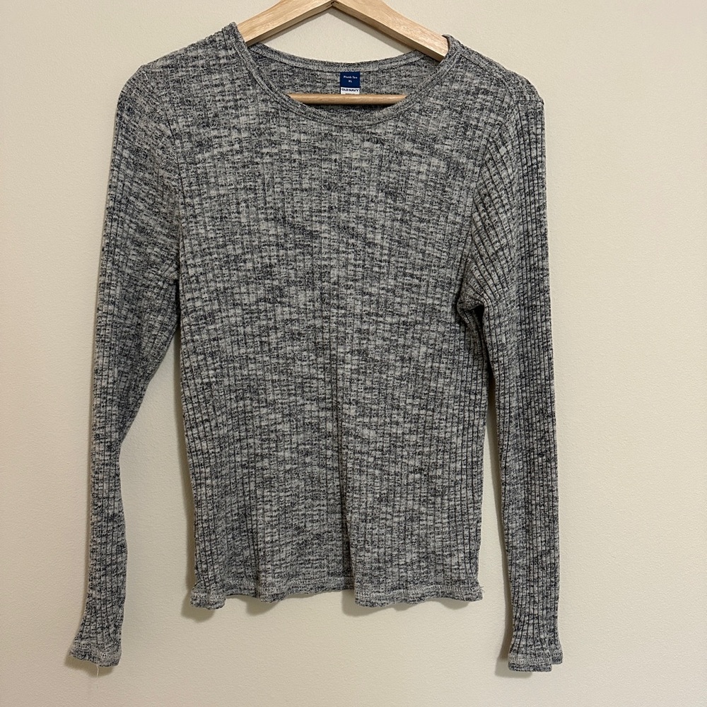 ♻️ Old Navy Charcoal Plush Tee - Picture 1 of 5
